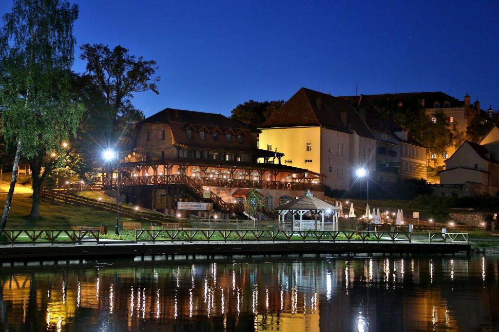 Gosciniec Rynski Mlyn Ryn  Exteriör bild